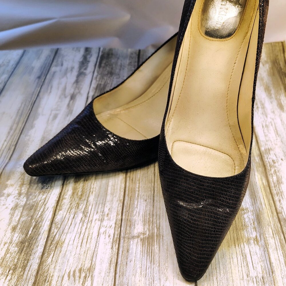 Calvin Klein Snakeskin Pumps SZ 7